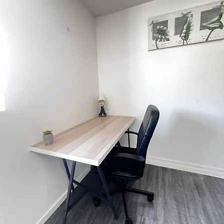 Townhouse 4 Bedrooms 4 Double Beds * Anzin