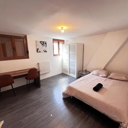 Сasa de vacaciones Townhouse 4 Bedrooms 4 Double Beds *